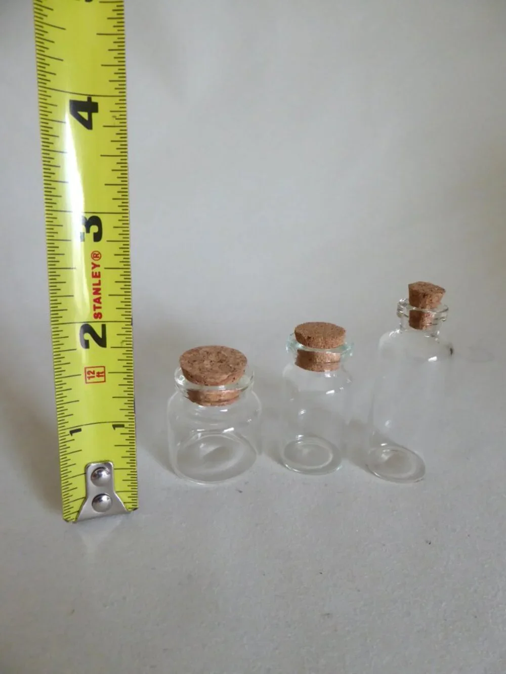 NEW MINI CLEAR GLASS JARS VIALS CORK STOPPERS MINIATURE 3 SIZES (LOT OF 15)